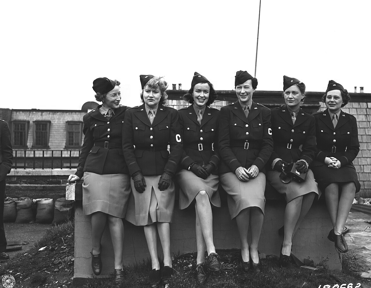 Six women war correspondents in the European Theater, 1943